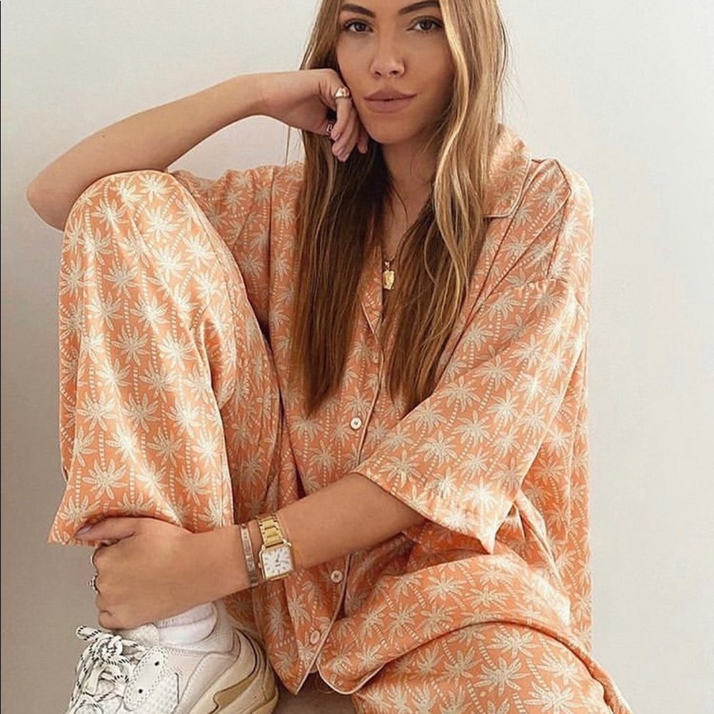 Zara print top bloggers favorite